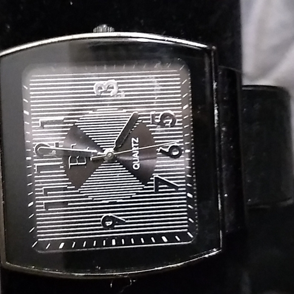 🎉Cuff Watch - Picture 4 of 5